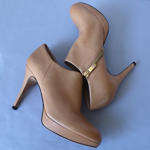 Vince Camuto Tan Platform Booties - Picture 11 of 14